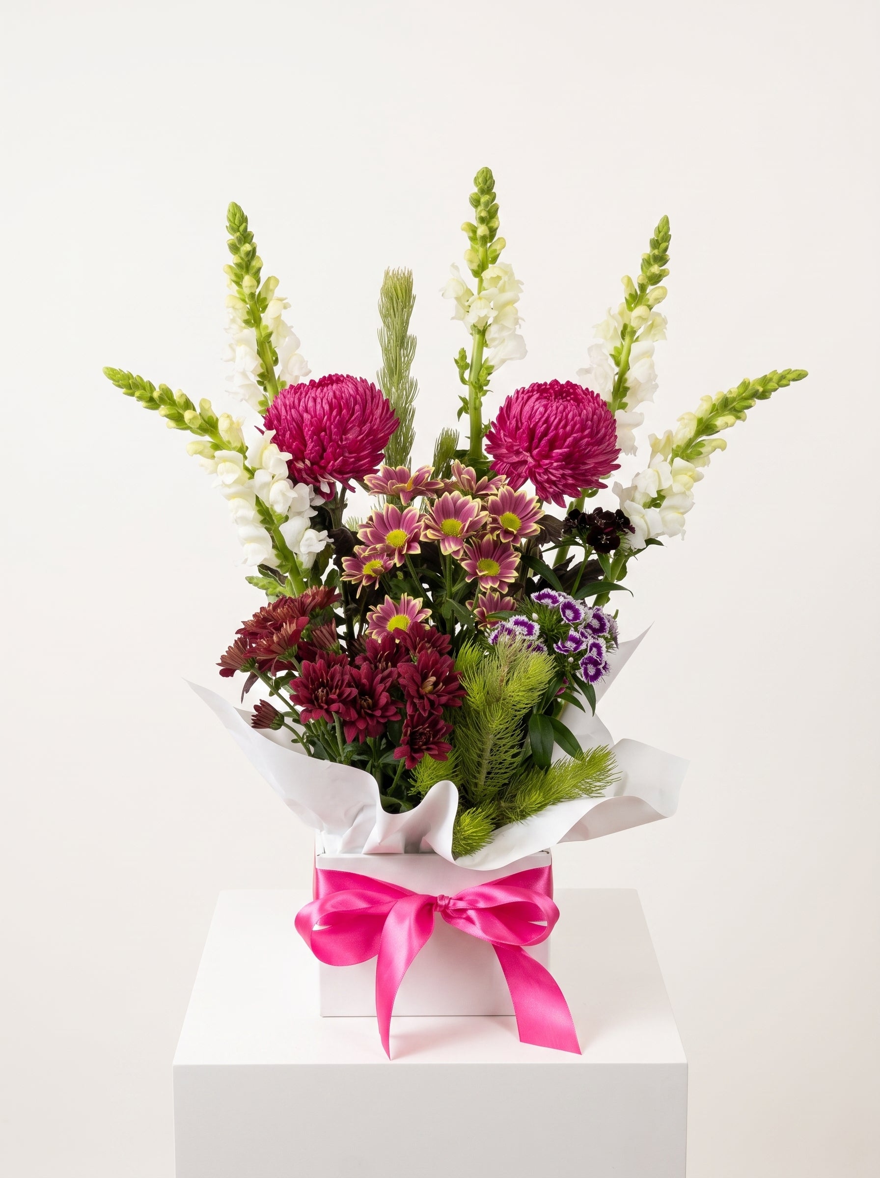The Botanical Romance – Luxury Magenta & Snapdragon Box